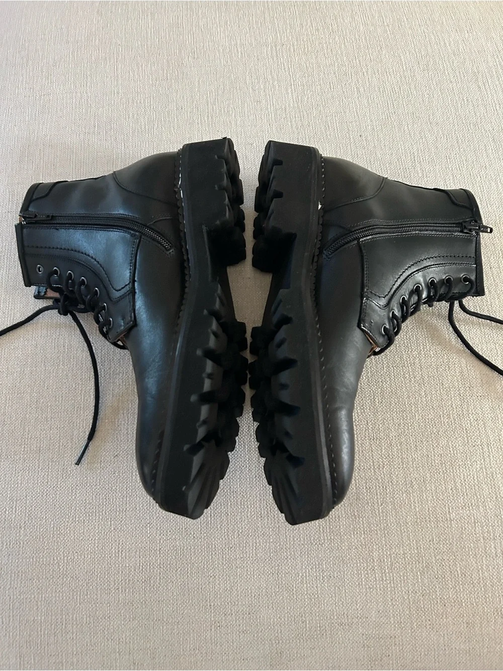 Gentle Souls men’s Almada  Leather Boots, Black, Size 9, NWOT